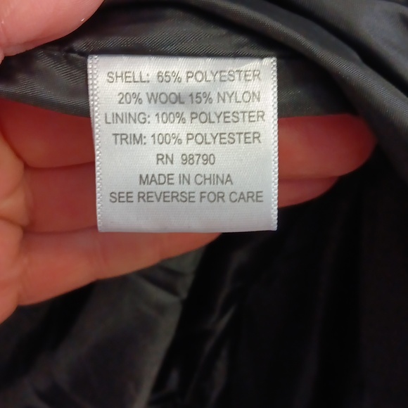 OLEG CASSINI COAT SIZE MED - Picture 9 of 16